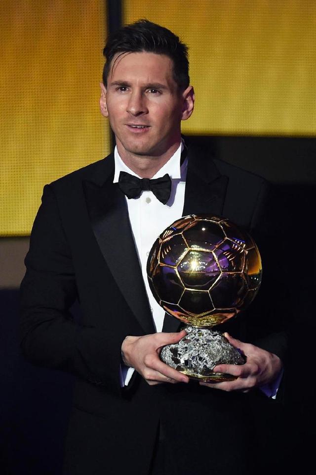 毫无竞争力，阿贾克斯本赛季欧冠5战全败仅进1球净负15球垫底