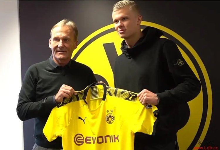 穆帅：葡萄牙体育有一人随便犯规都没事，我们仍在争冠行列