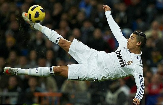 踢球者：拜仁将加速于帕续约谈判，目前的问题是新合同的条款