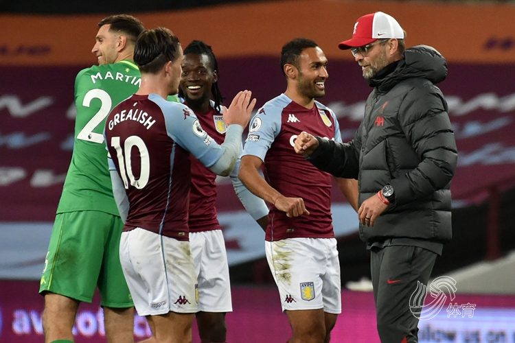 曼晚：曼联有信心在出售“弃将小队”前为引进谢什科提供资金