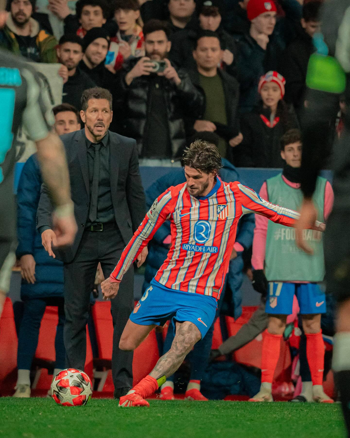 科尔：斯潘塞掌控了比赛，库里缺席的情况下他必须留在场上